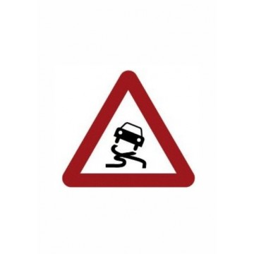 Señal Económica Definitiva Pavimento Deslizante P-19, 70cm.